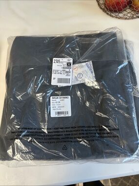Lands' End Men's perfect golf pant - Charcoal 2 pairs